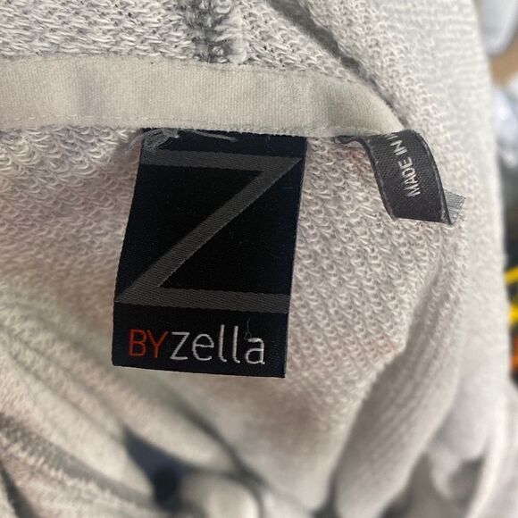 Z by Zella Small Women’s Hooded Sweatshirt - Picture 2 of 8